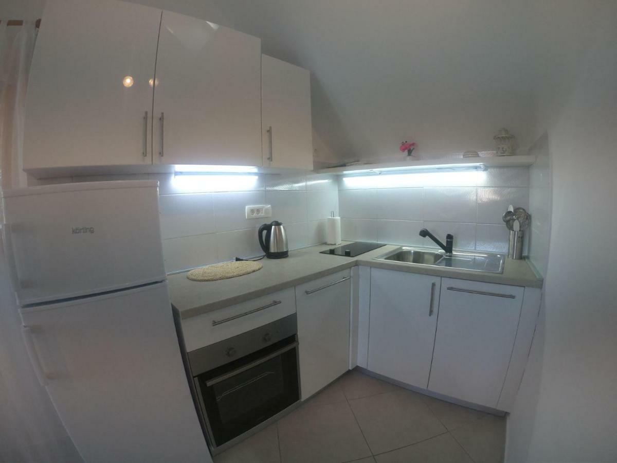 Apartment Vesna พรีมอชเตน ภายนอก รูปภาพ